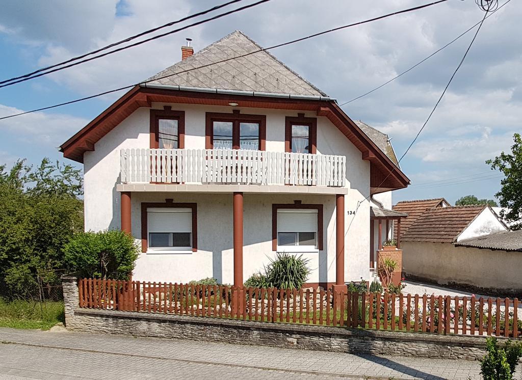 Villa Nora Hévíz Extérieur photo