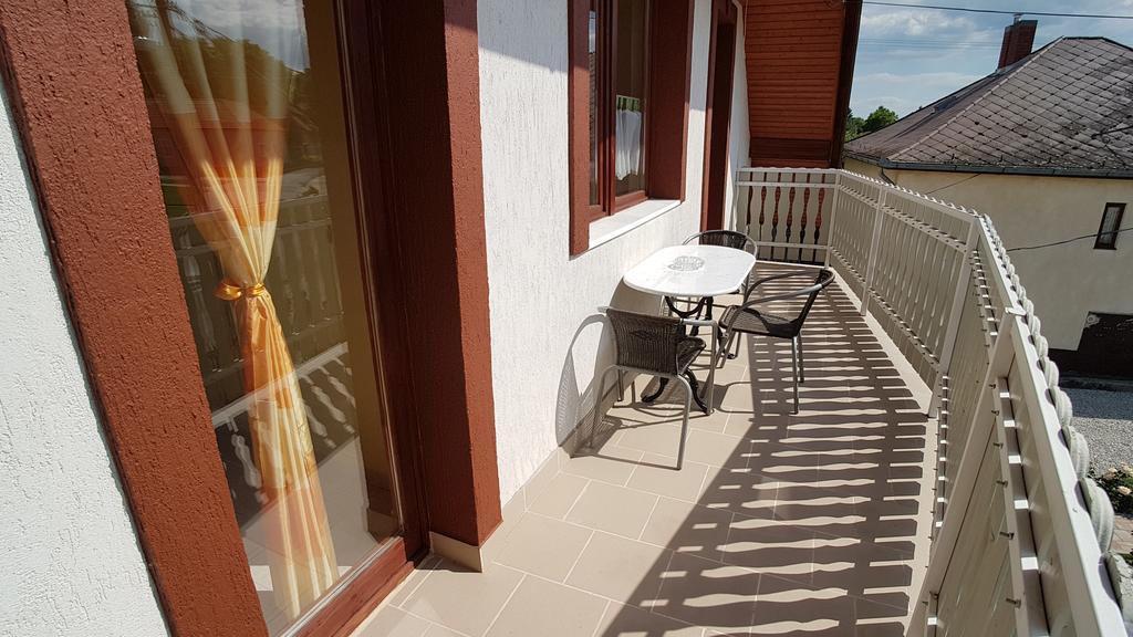 Villa Nora Hévíz Extérieur photo