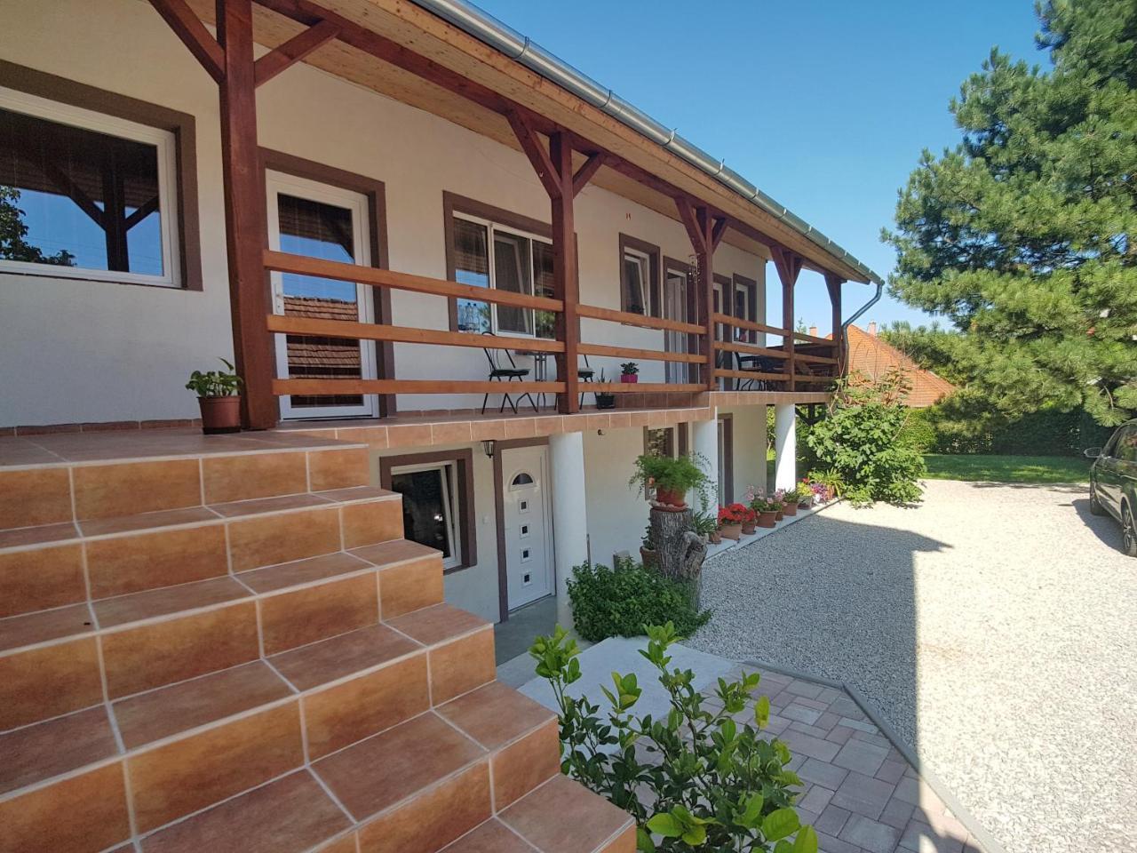 Villa Nora Hévíz Extérieur photo