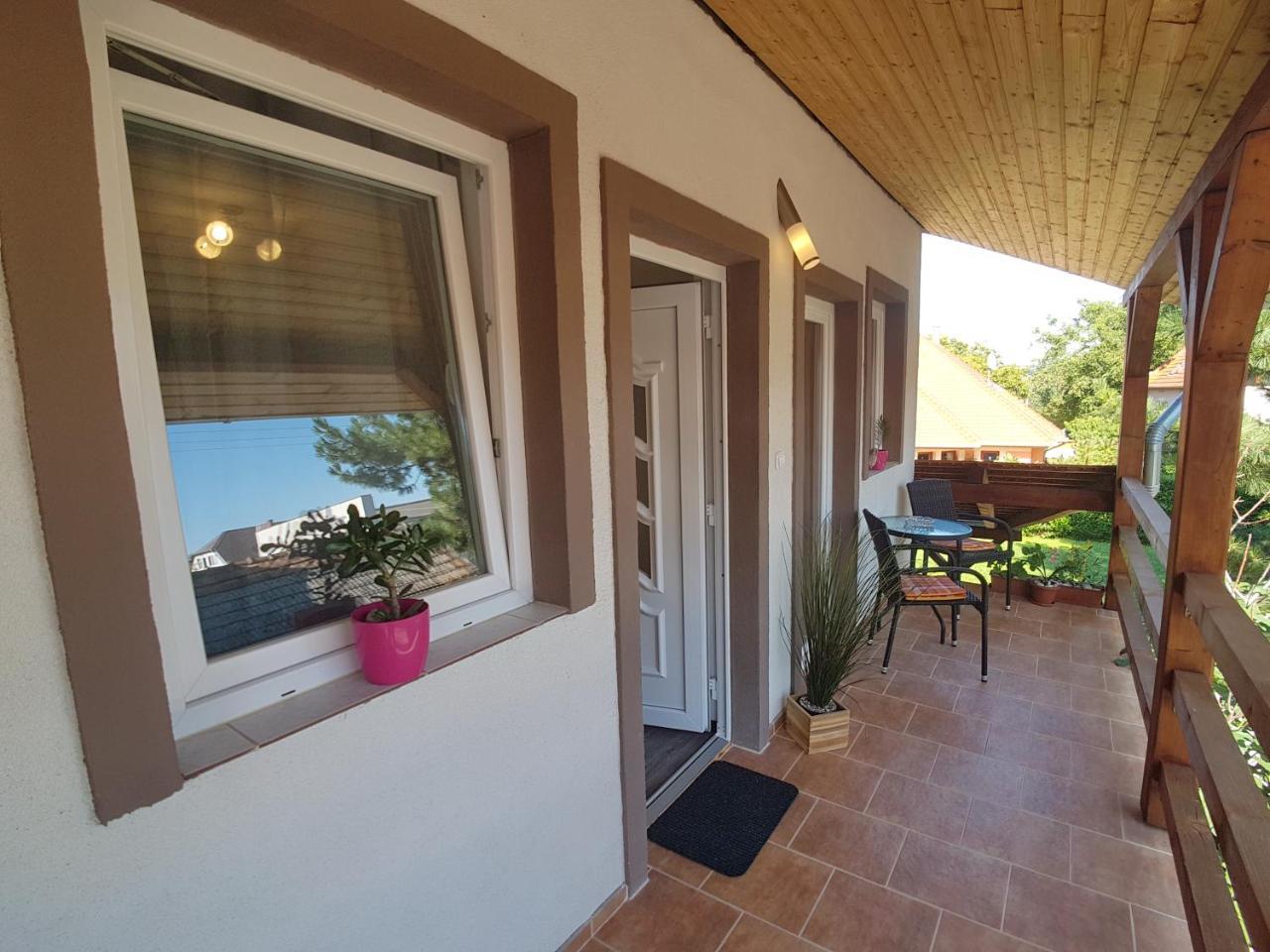 Villa Nora Hévíz Extérieur photo